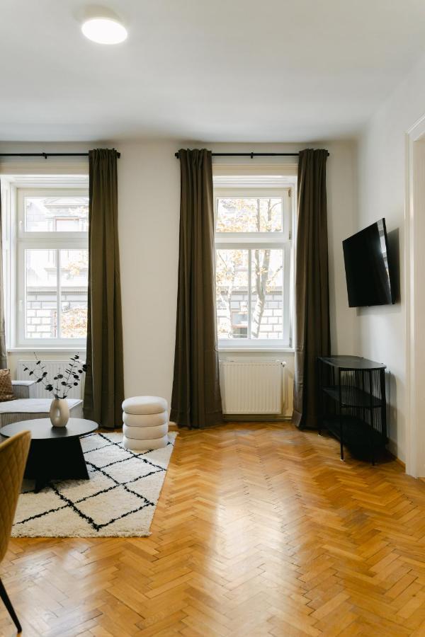 Cozy Apt Perfect For 4-6 Tv Metro Self-Checkin Vienna Esterno foto