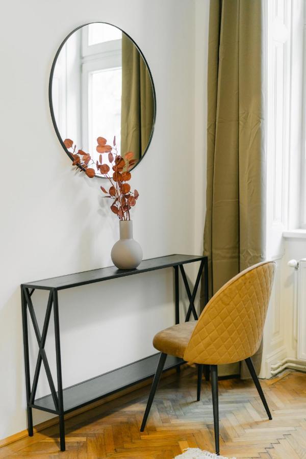 Cozy Apt Perfect For 4-6 Tv Metro Self-Checkin Vienna Esterno foto